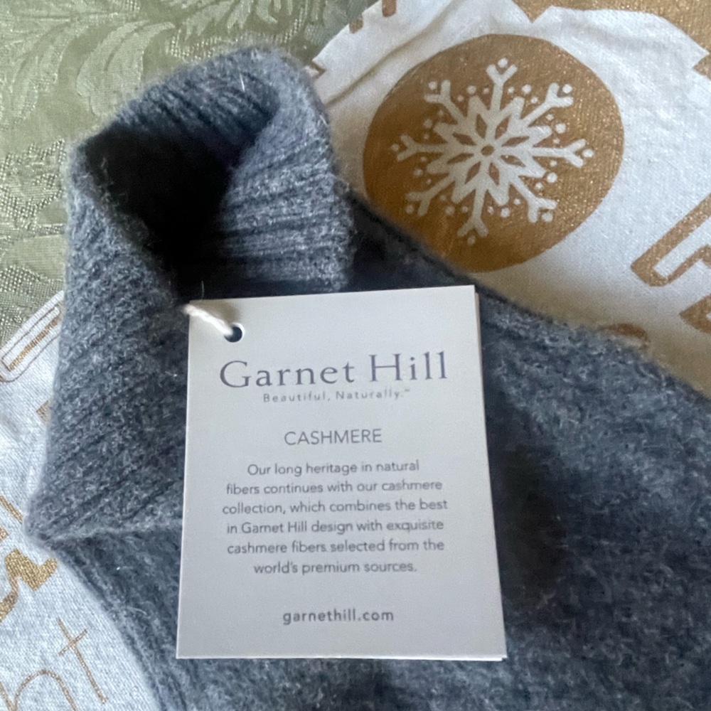 Gray cashmere leg warmers